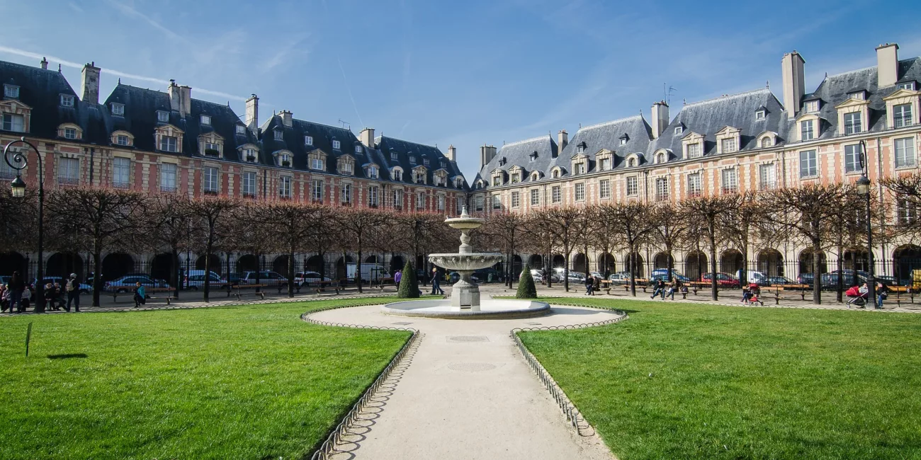 Place des Vosges, quartier Archives - Marais