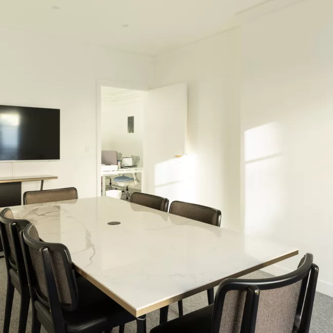 bureaux-rue-argenteuil-pyramde-r5-reflex-4