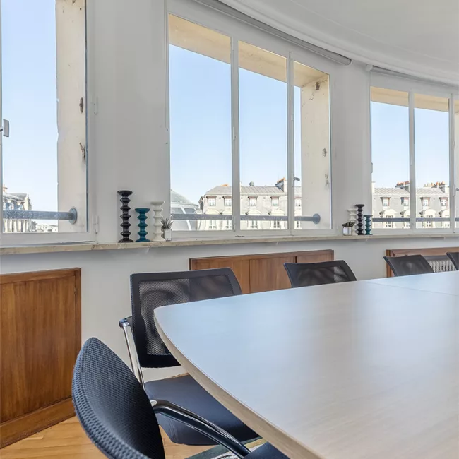 bureaux-rue-jean-jacques-rousseau-halles-reflex-11